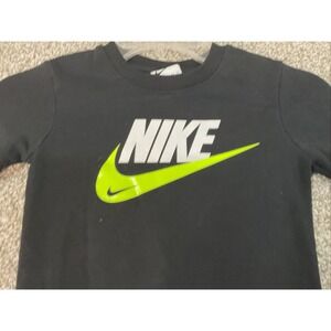Boys NIke Y 3/4 Years Black Pull Over Sweatshirt Yellow Swoosh Logo Long Sleeve